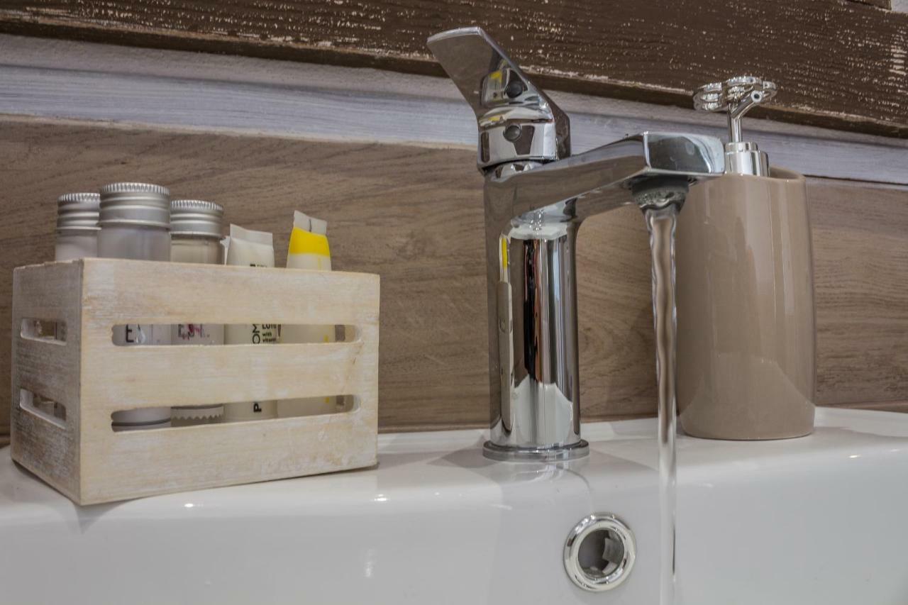 Maricciolu Suites And Apartments Олбия Екстериор снимка