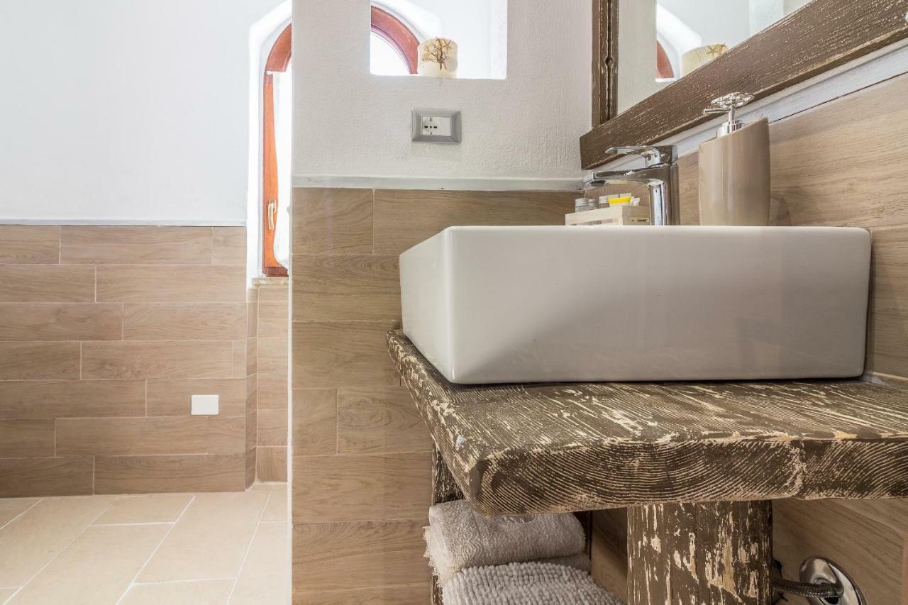 Maricciolu Suites And Apartments Олбия Екстериор снимка