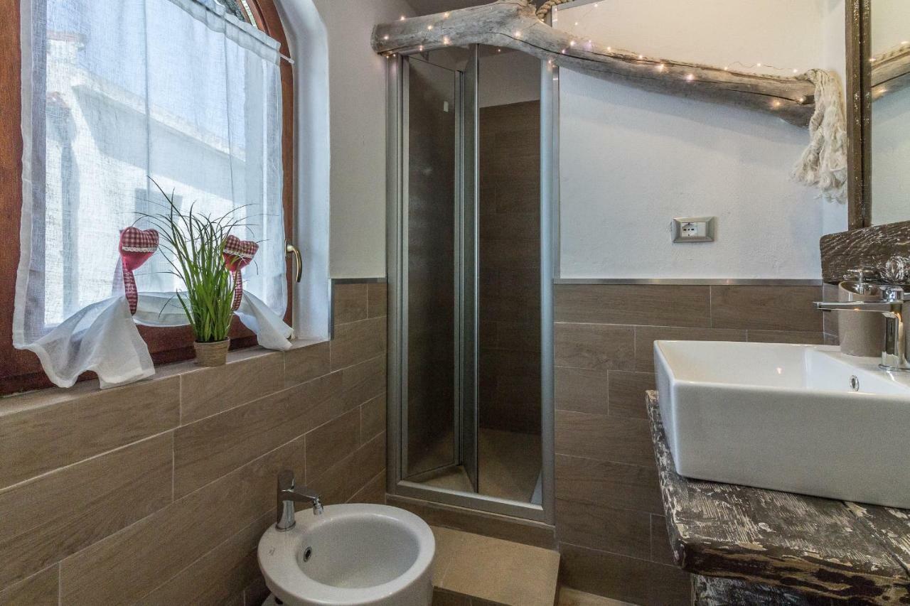 Maricciolu Suites And Apartments Олбия Екстериор снимка