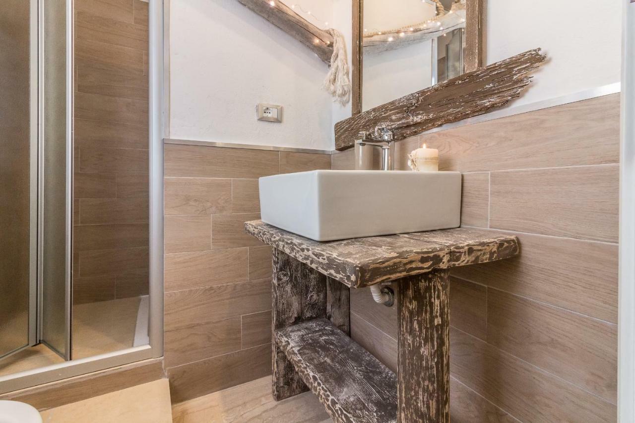 Maricciolu Suites And Apartments Олбия Екстериор снимка