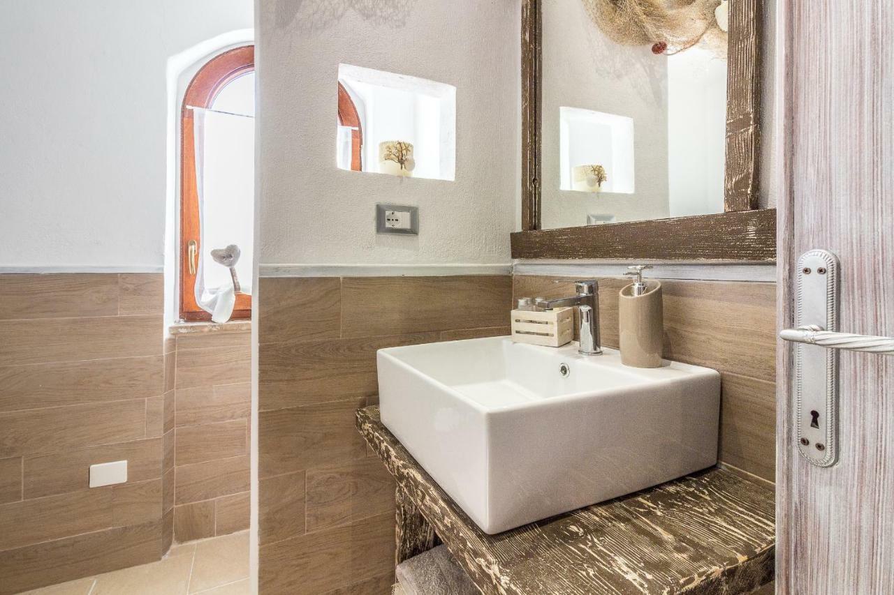 Maricciolu Suites And Apartments Олбия Екстериор снимка