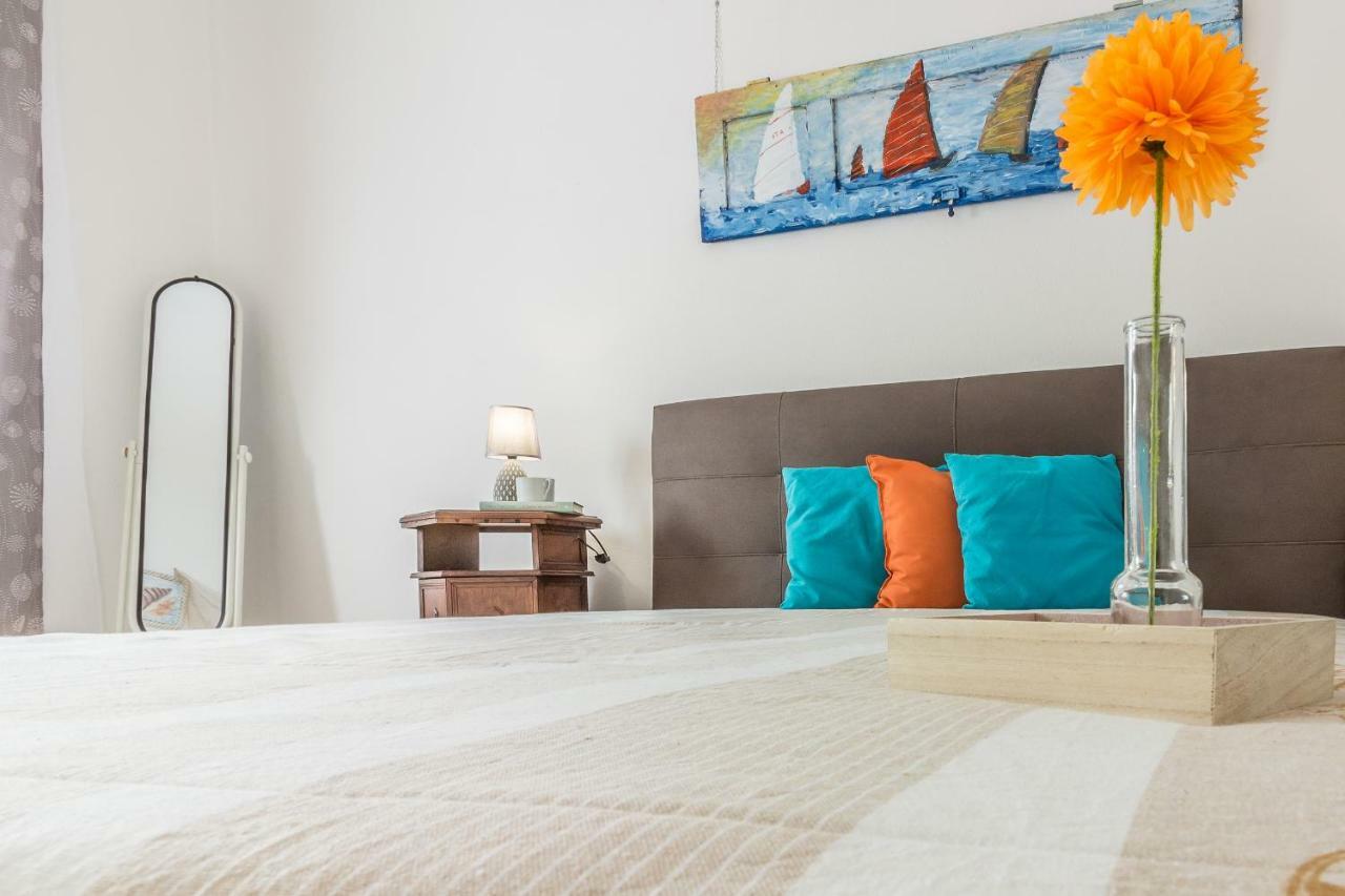 Maricciolu Suites And Apartments Олбия Екстериор снимка