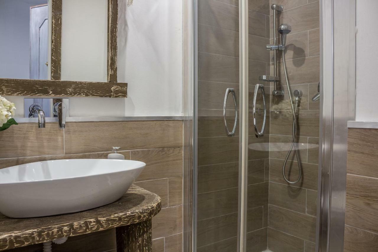 Maricciolu Suites And Apartments Олбия Екстериор снимка